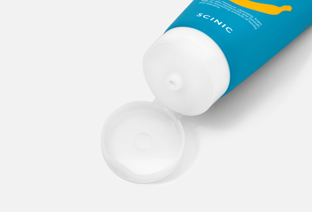 SCINIC Cleansing nourishing and moisturizing foam Honey Banana