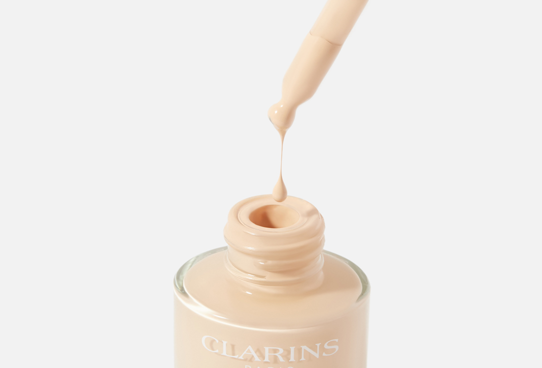 Clarins Foundation SPF 15 SKIN ILLUSION