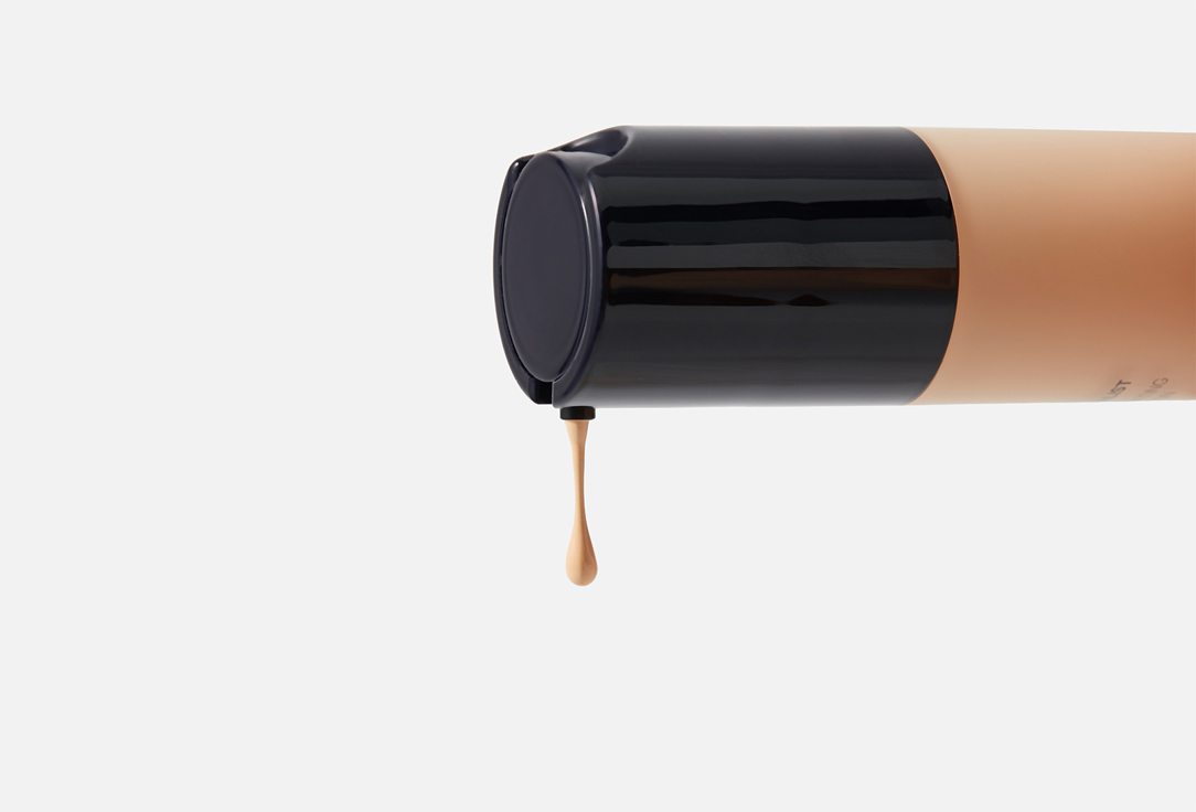 Kevyn Aucoin Foundation The Etherealist Skin Illuminating 03, Light 28 ml Kevyn Aucoin Foundation The Etherealist Skin Illuminating
