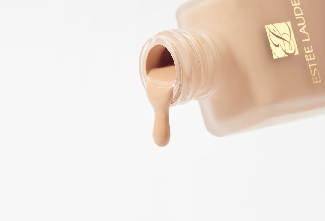 Estée Lauder Long-lasting liquid matte foundation SPF 10 Double Wear Stay-In-Place Makeup