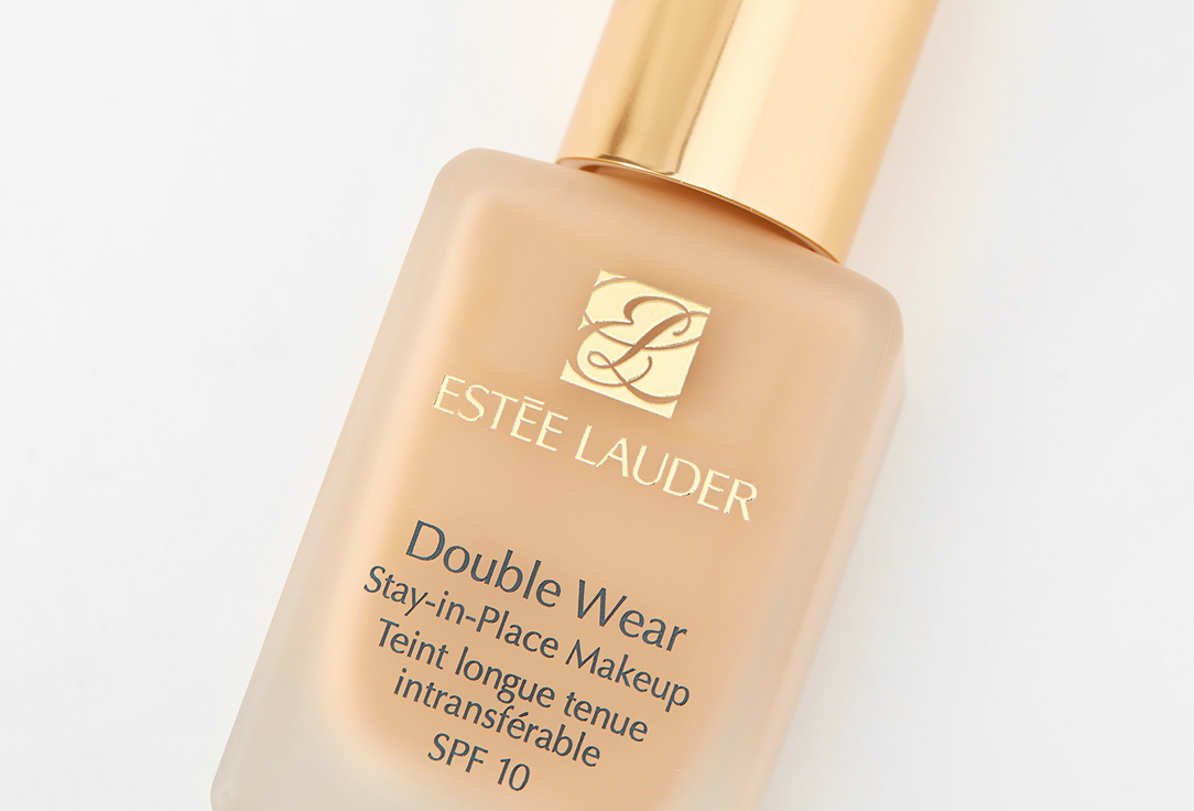 Estée Lauder Long-lasting liquid matte foundation SPF 10 Double Wear Stay-In-Place Makeup