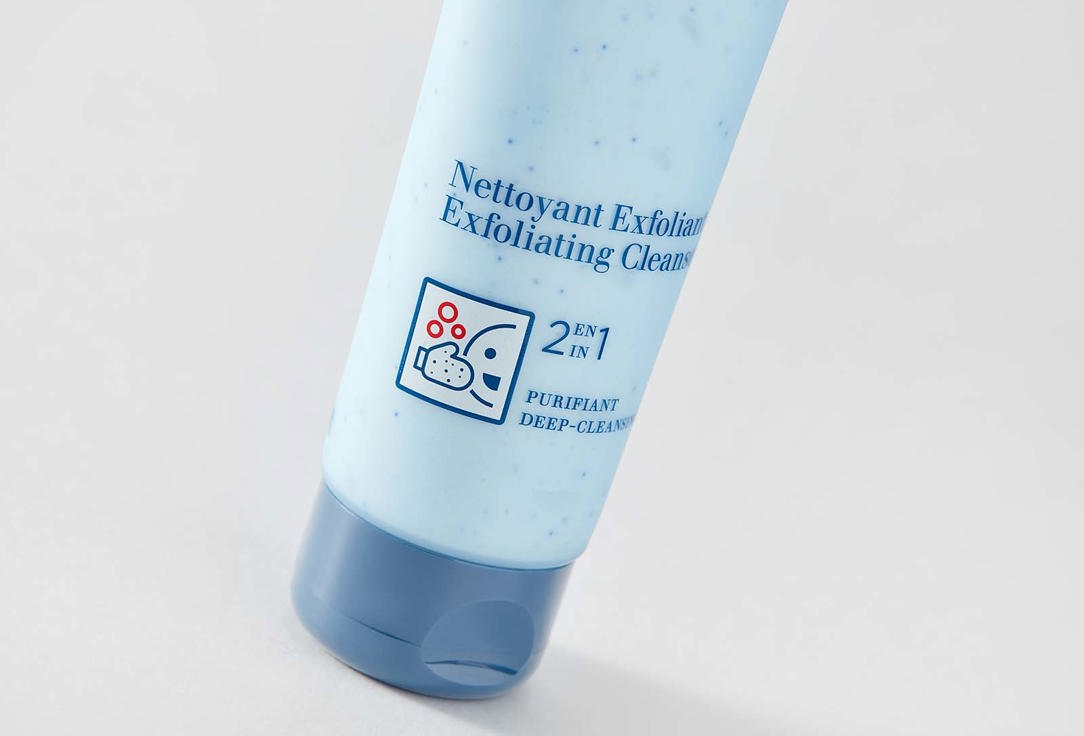 Clarins A cleansing and exfoliating agent Nettoyant Exfoliant