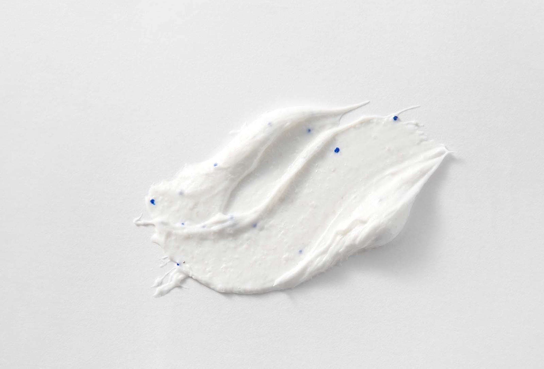 Clarins A cleansing and exfoliating agent Nettoyant Exfoliant