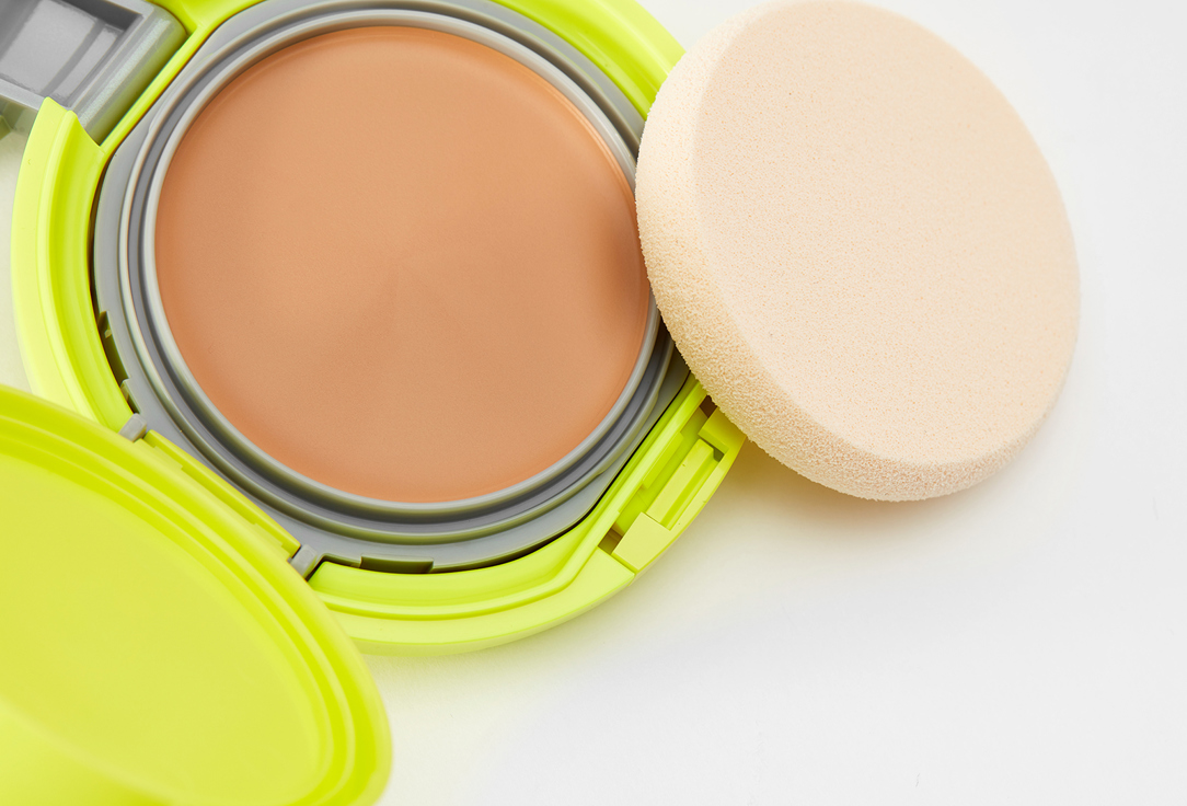 Shiseido Water Resistant Compact BB Foundation SPF50 Sports Medium dark 12 g Shiseido Water Resistant Compact BB Foundation SPF50 Sports