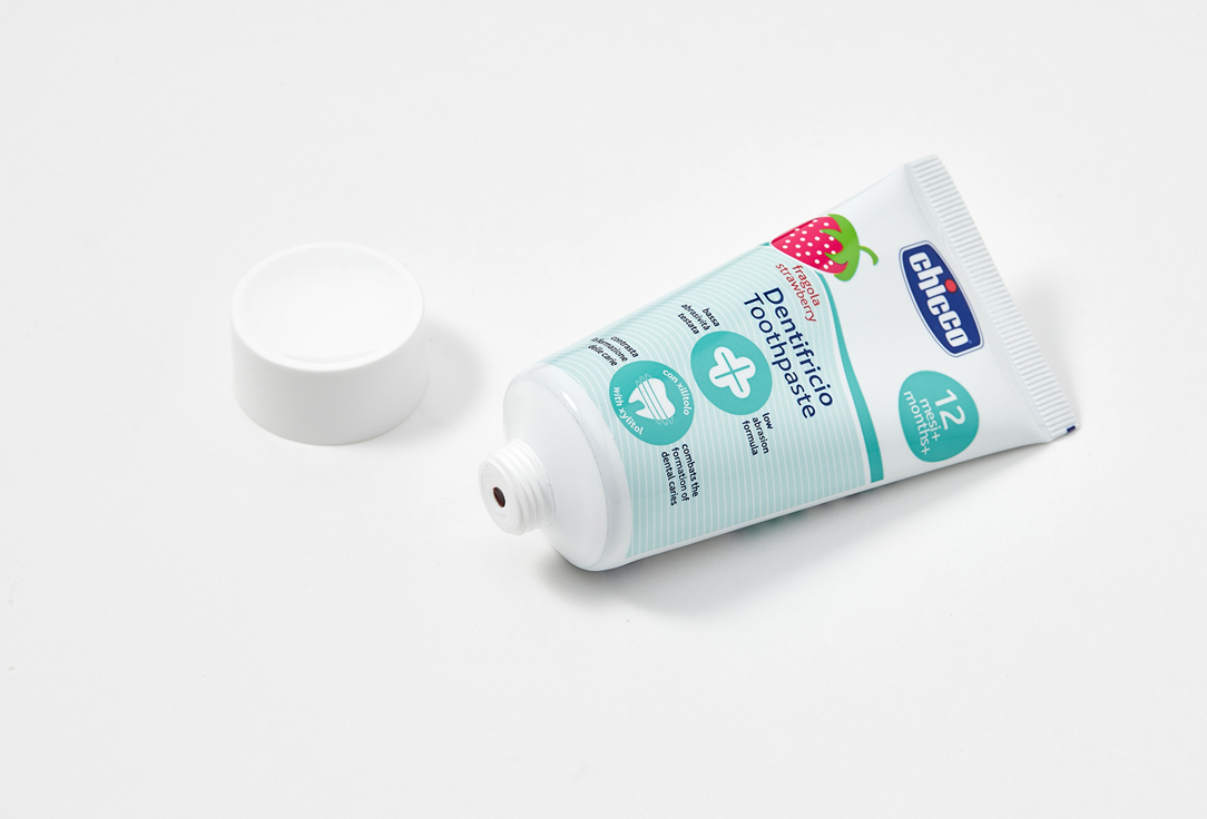 CHICCO Toothpaste for kids 1-5 years Strawberry No Fluoride Toothpaste 50 ml CHICCO Toothpaste for kids 1-5 years Strawberry No Fluoride Toothpaste