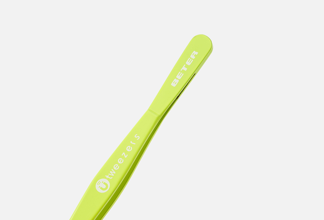 Beter Magnetic slanted eyebrow tweezers Magnetic tweezers 1 pcs Beter Magnetic slanted eyebrow tweezers Magnetic tweezers