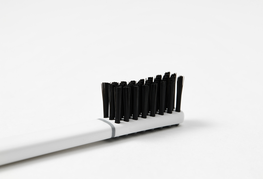 PIUMA Medium toothbrush with stand PURE WHITE