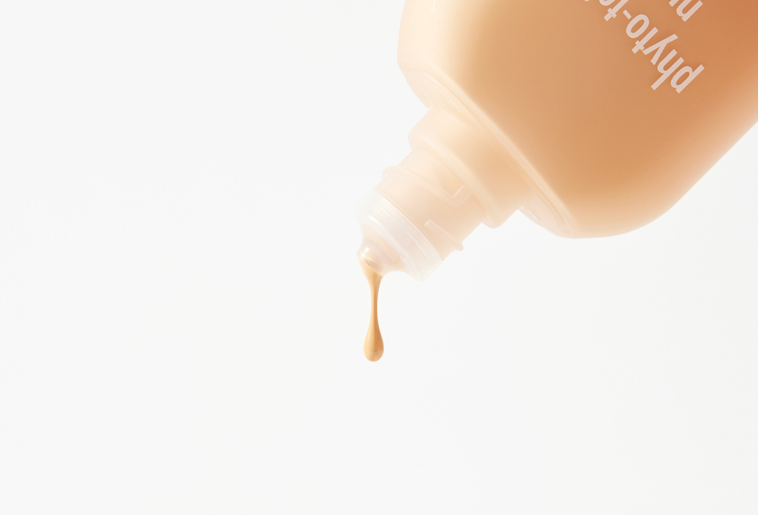 Sisley Lightweight liquid foundation Phyto-Teint Nude 2W1, Light Beige 30 ml Sisley Lightweight liquid foundation Phyto-Teint Nude
