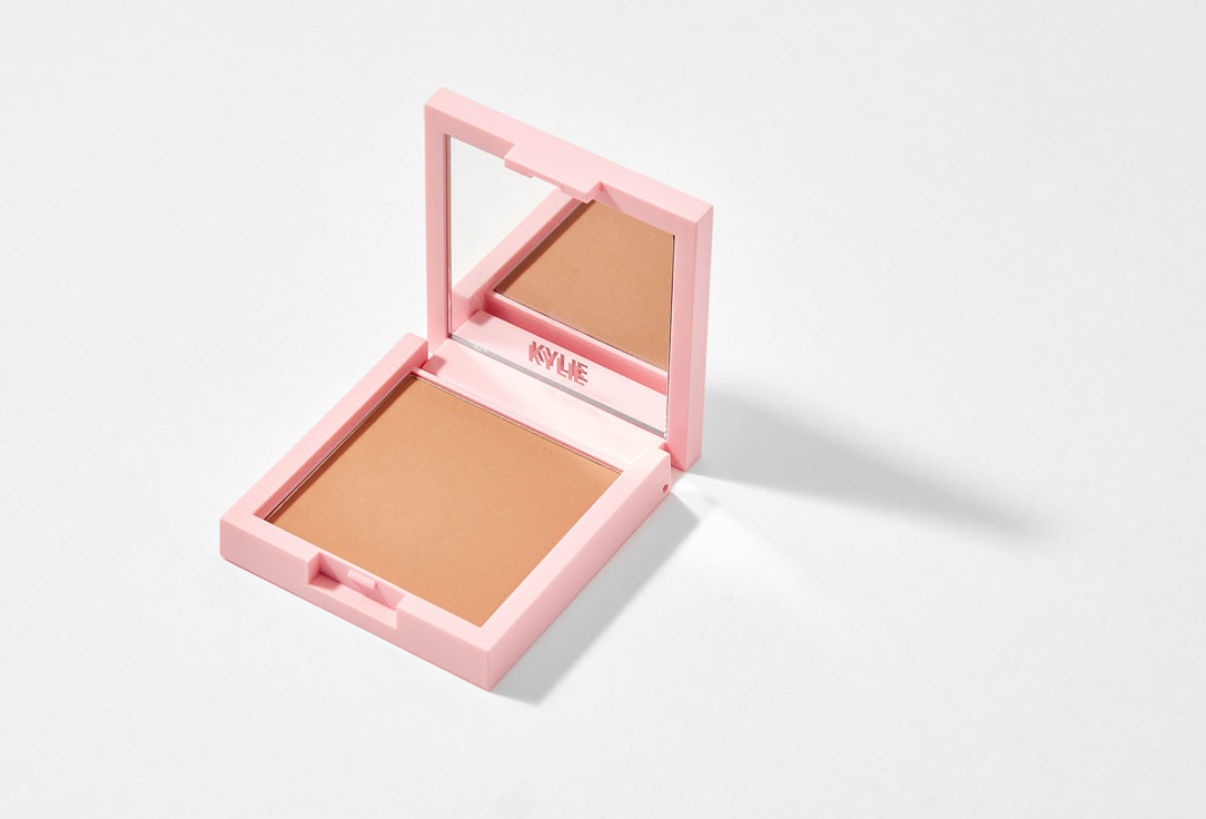 Kylie Cosmetics Pressed bronzing powder natural matte finish Pressed Bronzing Powder