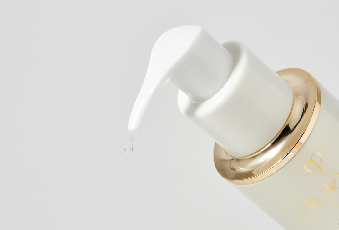 Clé de Peau Beauté Micellar Water MICELLAR CLEANSING WATER