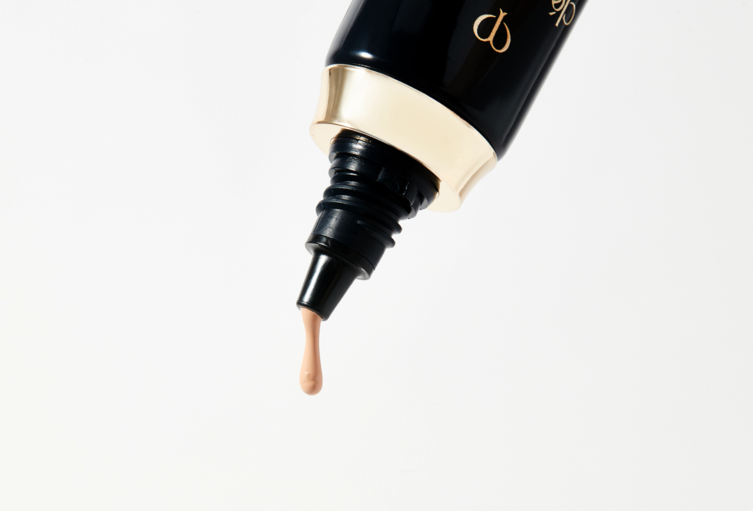 Clé de Peau Beauté Moisturizing cremy foundation SPF 25 Radiant Cream Foundation B10, Light beige 21 ml Clé de Peau Beauté Moisturizing cremy foundation SPF 25 Radiant Cream Foundation
