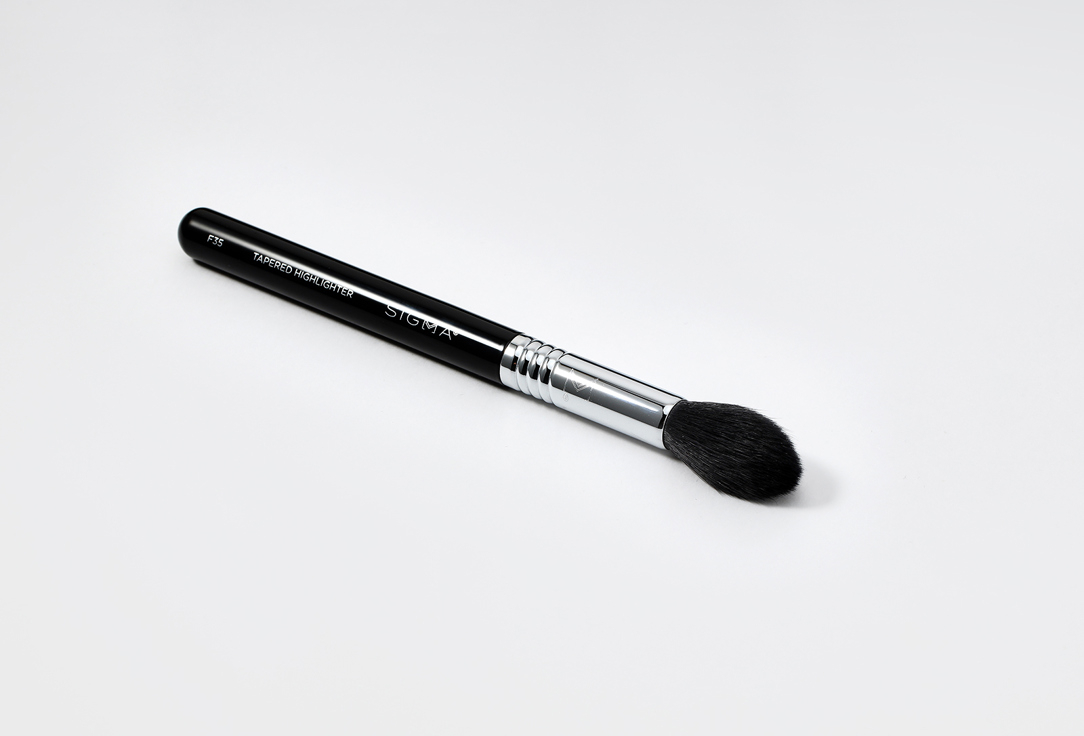 SIGMA BEAUTY TAPERED HIGHLIGHTER BRUSH F35 1 pcs SIGMA BEAUTY TAPERED HIGHLIGHTER BRUSH F35
