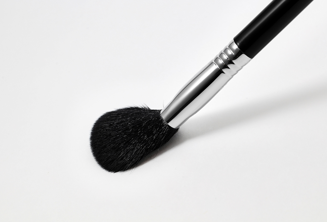 SIGMA BEAUTY POWDER & BLUSH BRUSH F10 1 pcs SIGMA BEAUTY POWDER & BLUSH BRUSH F10