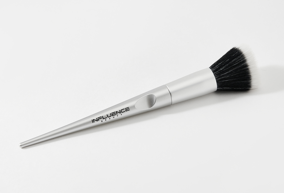 INFLUENCE beauty Foundation Brush FD-36R 1 pcs INFLUENCE beauty Foundation Brush FD-36R