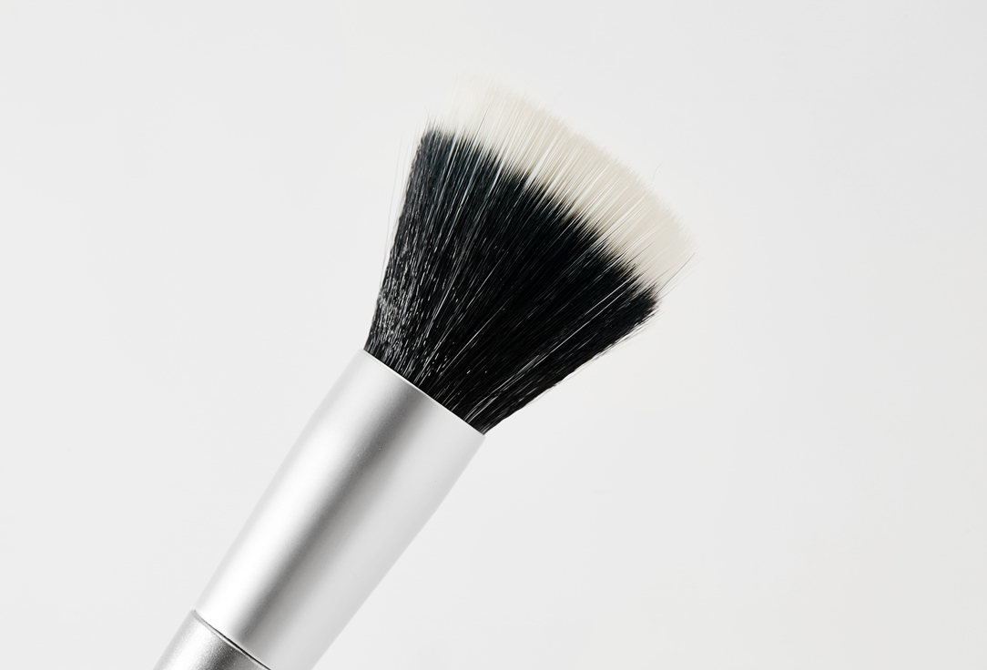 INFLUENCE beauty Foundation Brush FD-36R 1 pcs INFLUENCE beauty Foundation Brush FD-36R