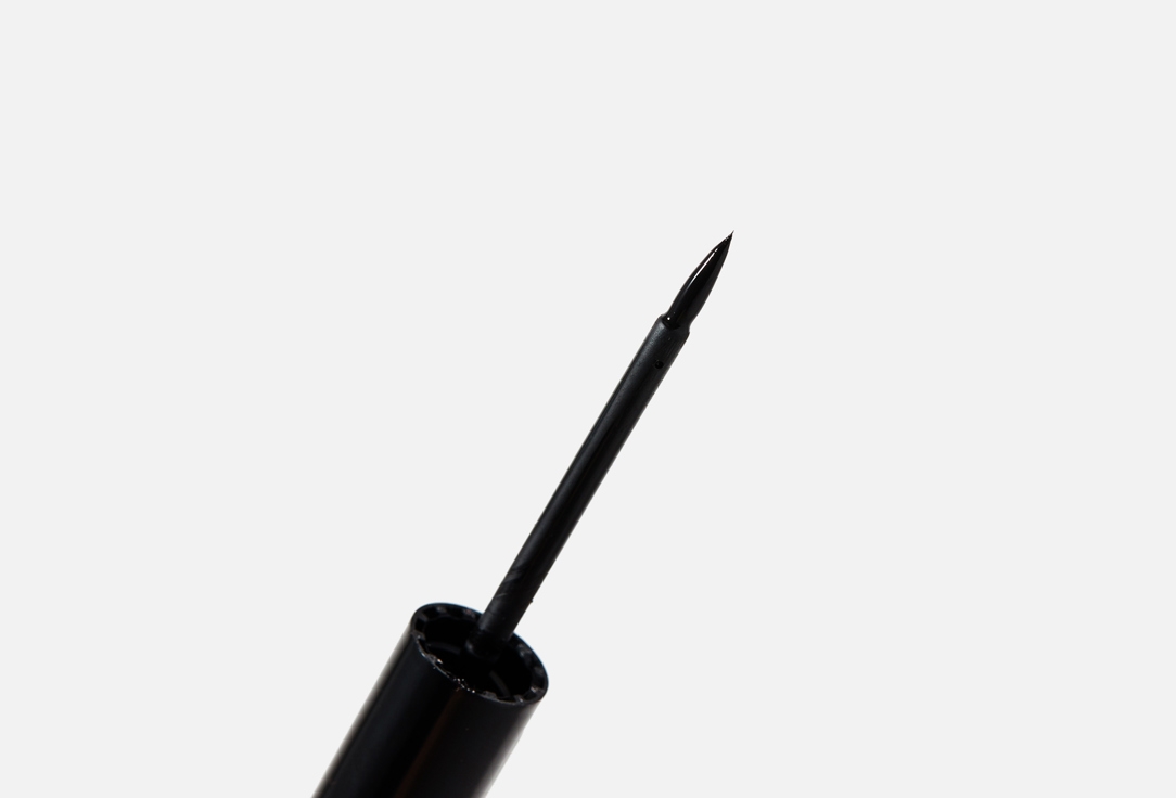 LUXVISAGE Liquid super-resistant eyeliner Super Stay