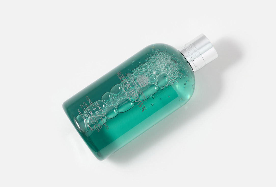 Molton Brown BATH & SHOWER GEL Coastal Cypress & Sea Fennel 300 ml Molton Brown BATH & SHOWER GEL Coastal Cypress & Sea Fennel