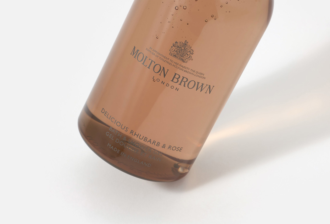 Molton Brown BATH & SHOWER GEL Delicious Rhubarb & Rose 300 ml Molton Brown BATH & SHOWER GEL Delicious Rhubarb & Rose