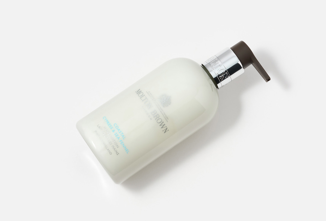 Molton Brown Hand Lotion Coastal Cypress & Sea Fennel 300 ml Molton Brown Hand Lotion Coastal Cypress & Sea Fennel
