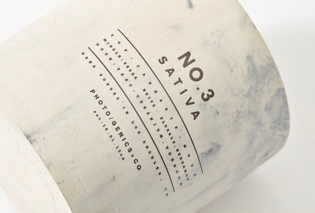 PHOTO-GENICS + CO Concrete Scented Candle No.3 Sativa 255 g PHOTO-GENICS + CO Concrete Scented Candle No.3 Sativa