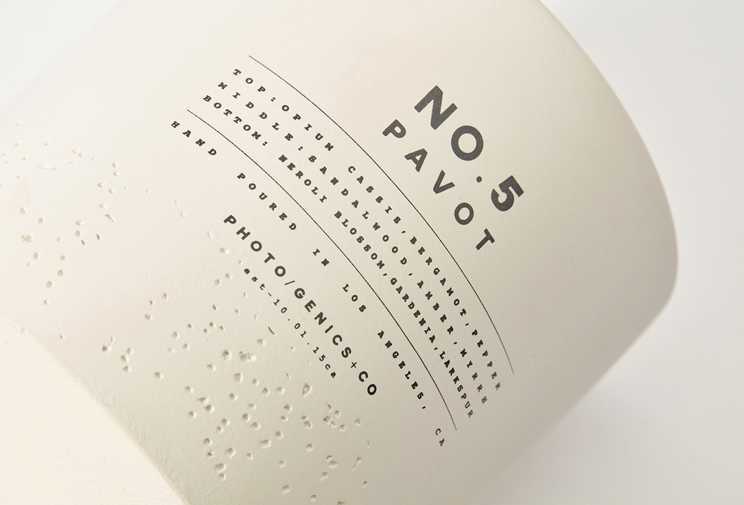 PHOTO-GENICS + CO Concrete Scented Candle No.5 Pavot 255 g PHOTO-GENICS + CO Concrete Scented Candle No.5 Pavot