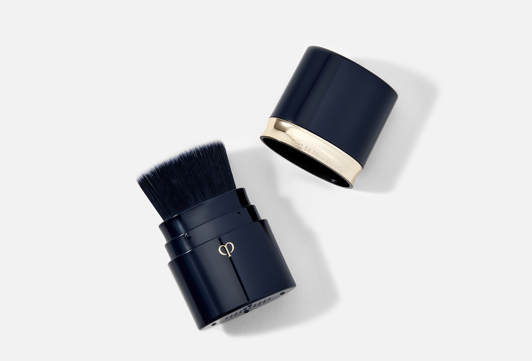 Clé de Peau Beauté Make up brush Portable brush