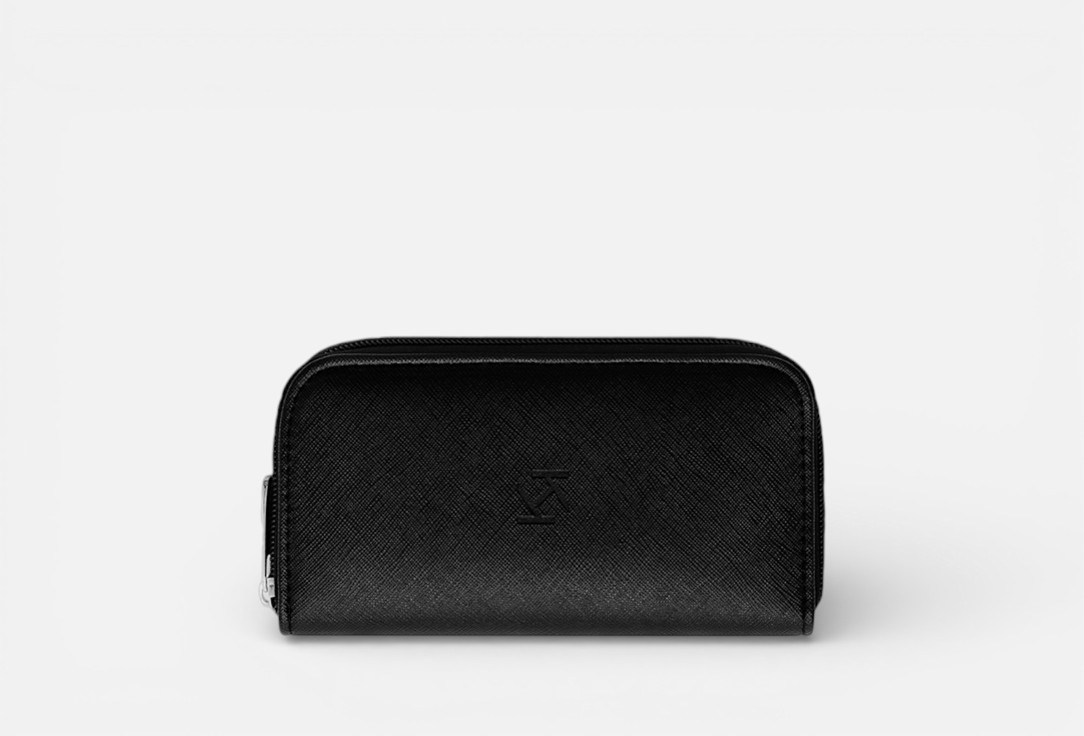 KIKO Milano Chic travel pouch with 8 multitasking Brush Set Travel Brush