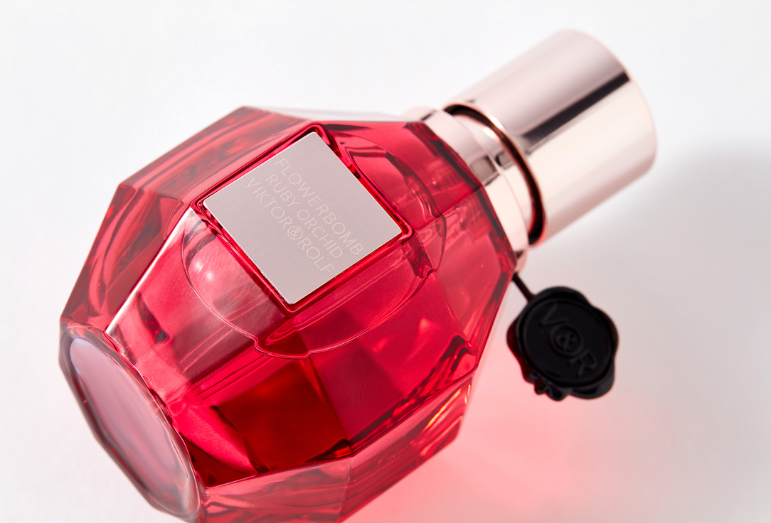 فيكتور آند رولف ماء عطر فلاوربومب روبي أوركيد 30 مل فيكتور آند رولف ماء عطر فلاوربومب روبي أوركيد