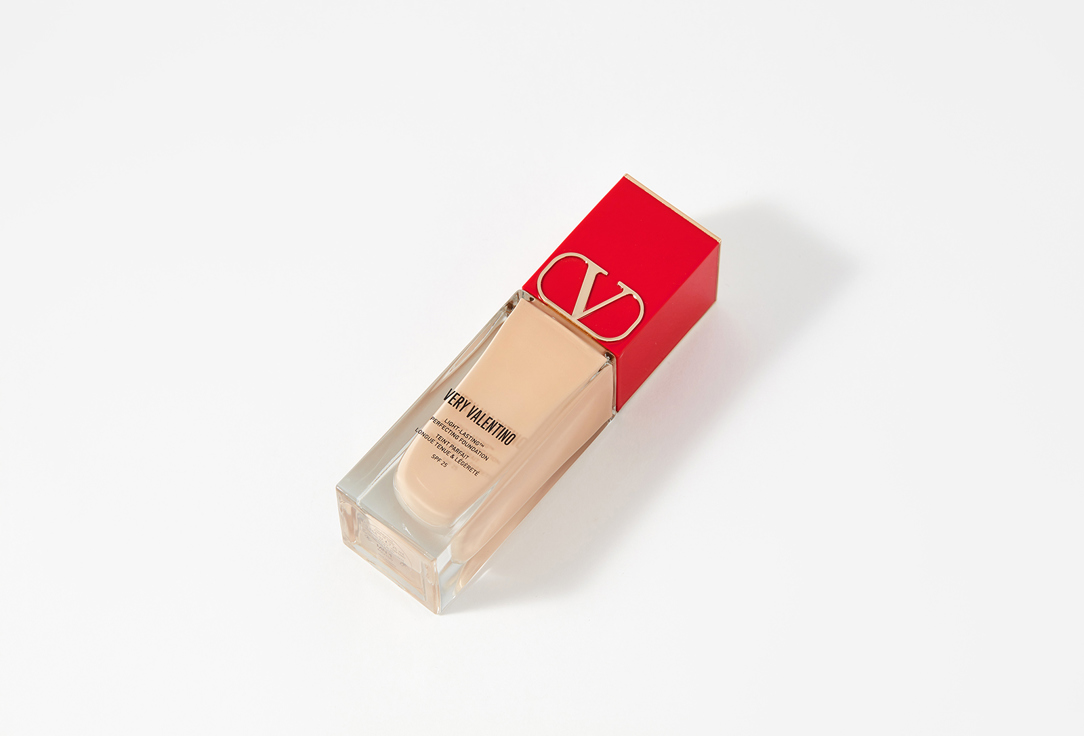 Valentino Semi-matte, long-lasting liquid foundation SPF 25 Very Valentino