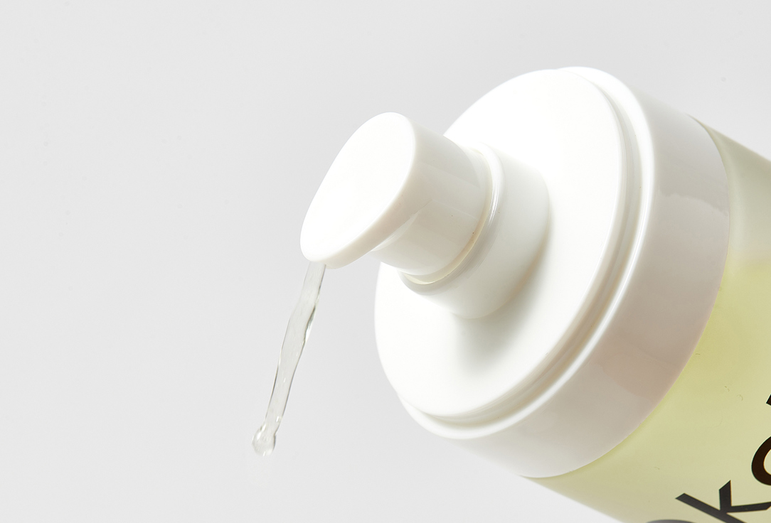 OKOLO Gentle cleansing oil Melting Milky Cleanser