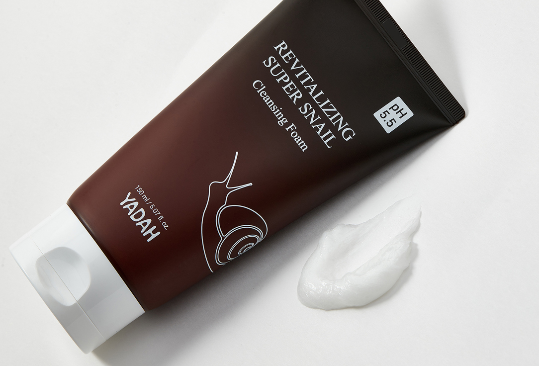 Yadah Восстанавливающая пенка для умывания с муцином улитки Revitalizing Super Snail Cleansing Foam 150 мл Yadah Восстанавливающая пенка для умывания с муцином улитки Revitalizing Super Snail Cleansing Foam