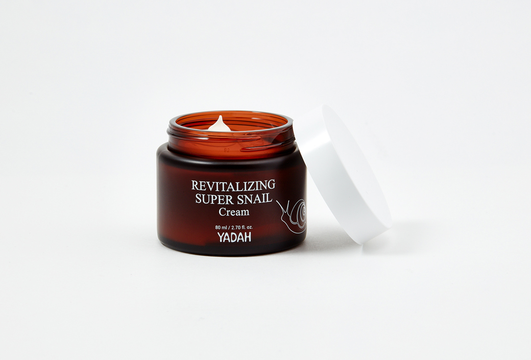 Yadah Восстанавливающий крем для лица с муцином улитки Revitalizing Super Snail Cream 80 мл Yadah Восстанавливающий крем для лица с муцином улитки Revitalizing Super Snail Cream