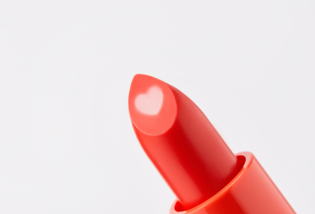 essence Lip balm HEART CORE fruity