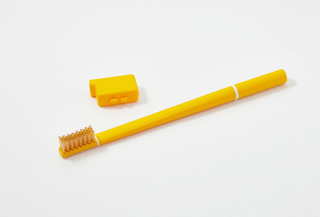 PIUMA Medium toothbrush VITAMIN C