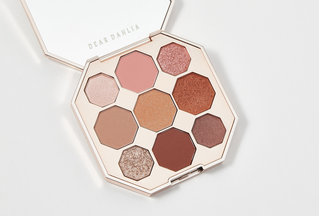 DEAR DAHLIA Eyeshadow palette Timeless bloom 9.8 g DEAR DAHLIA Eyeshadow palette Timeless bloom