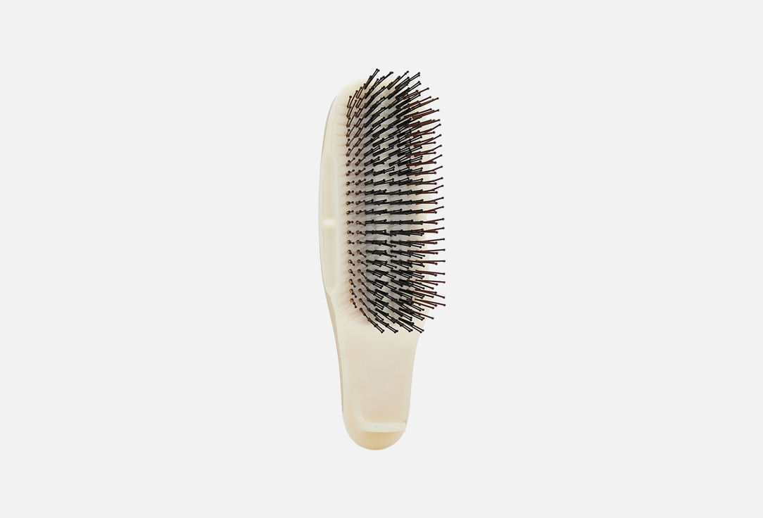 S-Heart-S Scalp Brush 572 Action