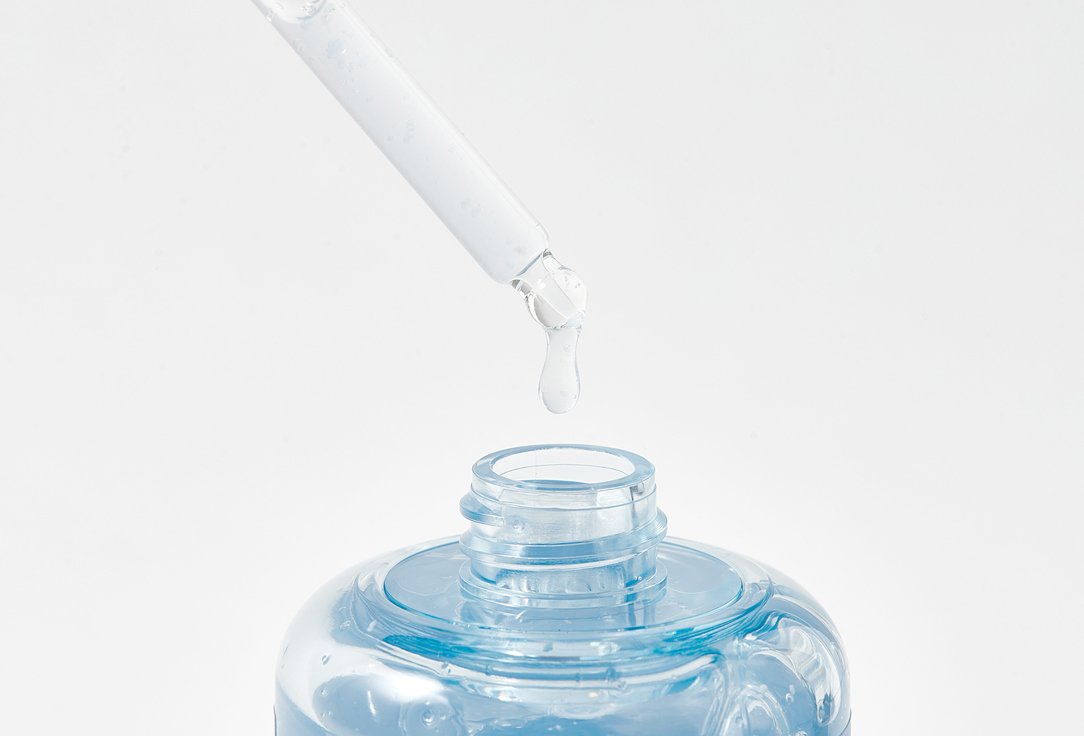 SUR.MEDIC+ Soothing Ampoule Face Serum with Azulene and Peptides Azulene soothing 80 ml SUR.MEDIC+ Soothing Ampoule Face Serum with Azulene and Peptides Azulene soothing