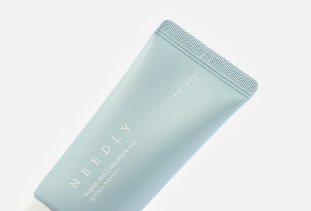NEEDLY Солнцезащитный крем SPF 50+/PA++++ Vegan mild moisture sun