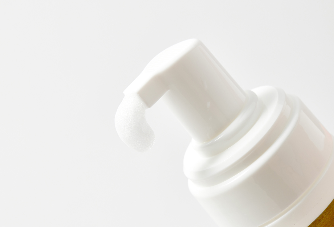 23.5°N Soothing Face Cleanser Rice