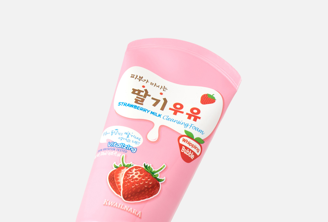 Kwailnara Cleansing Face Foam STRAWBERRY MILK Cleansing Foam