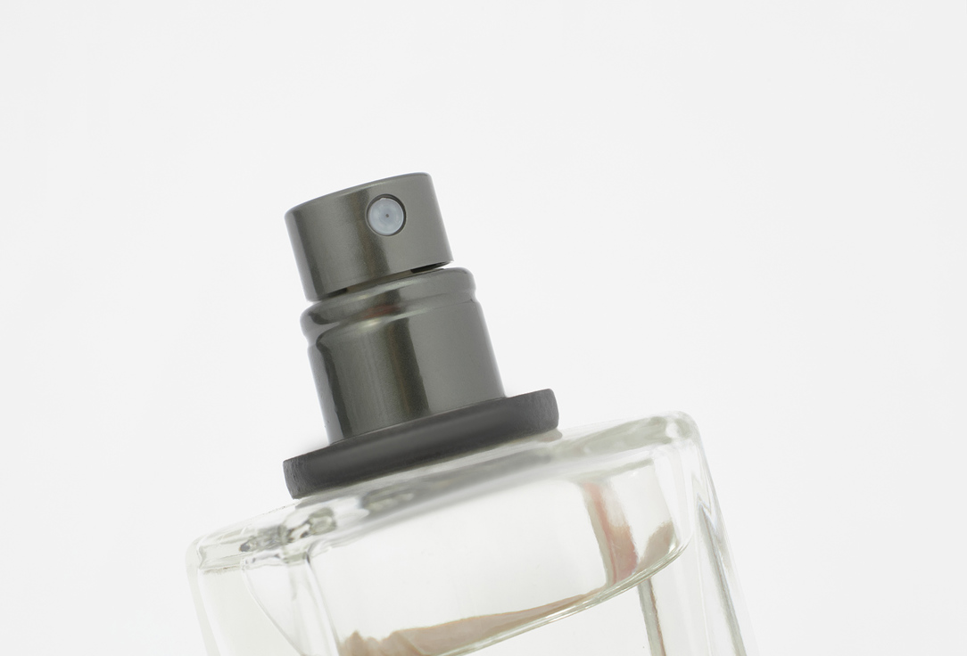 بنانا ريبابليك ماء عطر بيور وايت 30 مل بنانا ريبابليك ماء عطر بيور وايت