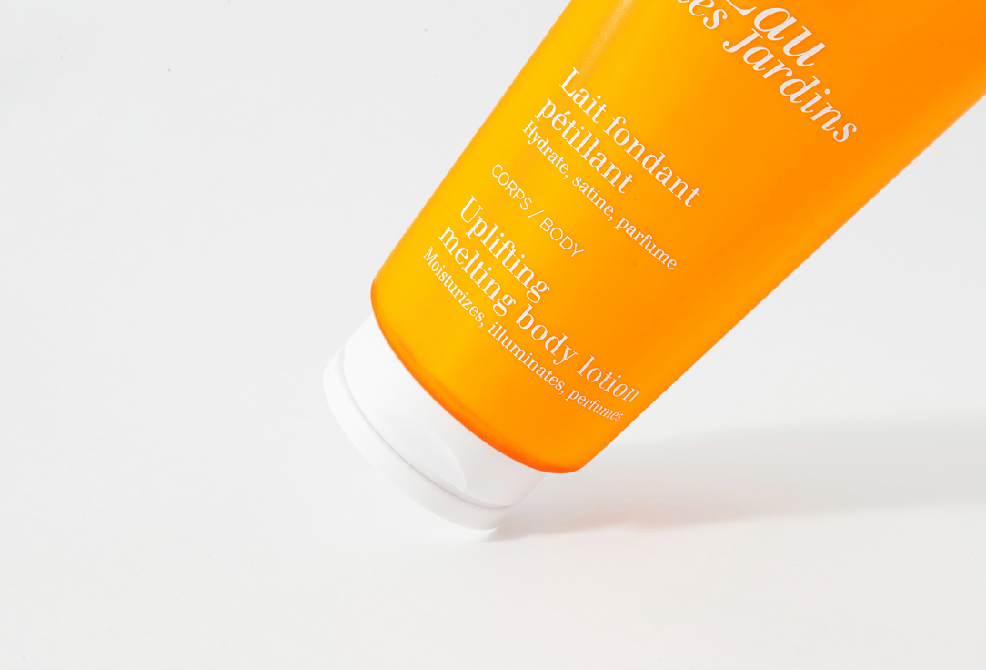 Clarins Увлажняющее молочко для тела BODY LOTION EAU DES JARDINS
