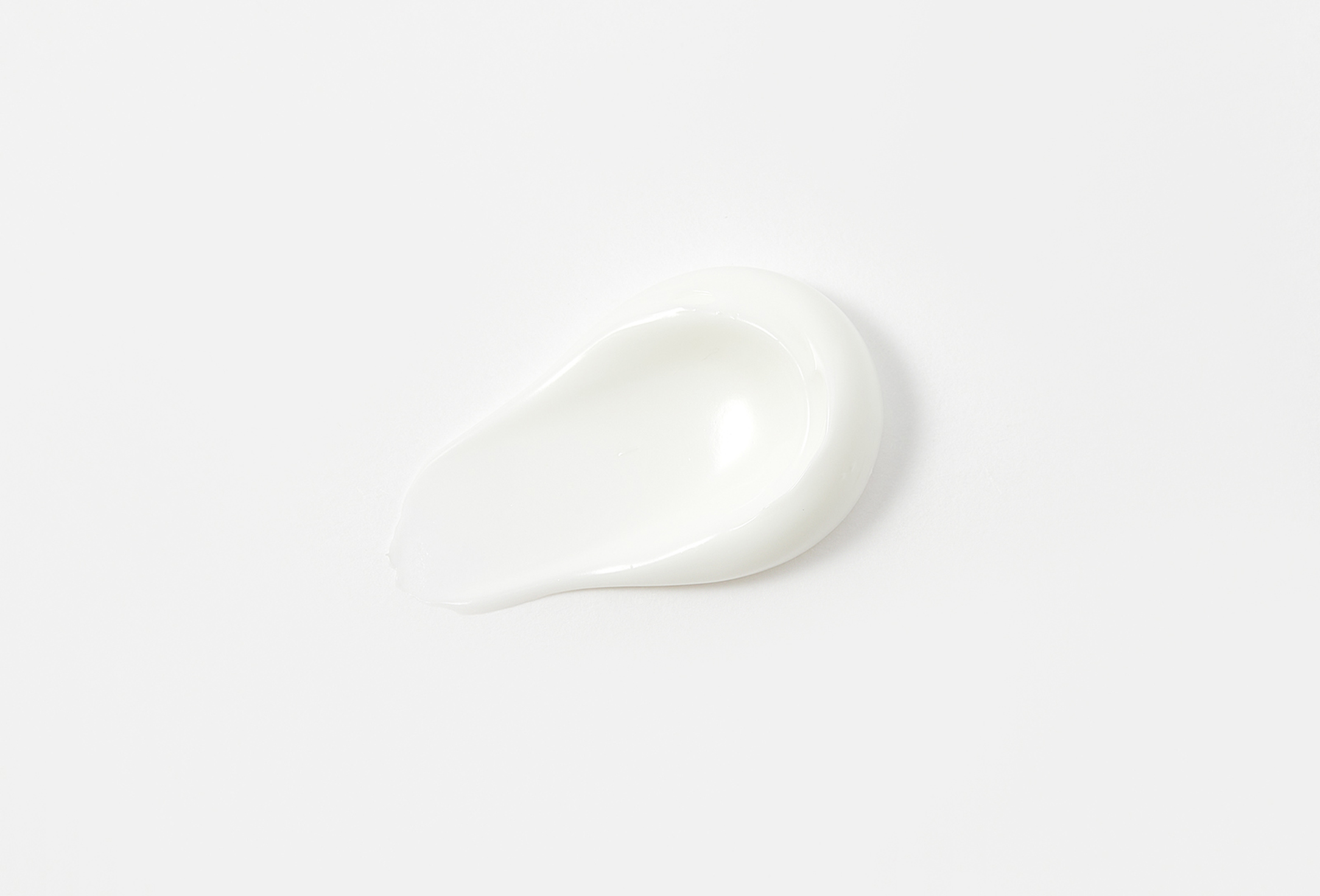 INSTITUT KARITE PARIS Softening & Repairing Hand Cream Light Hand Cream So Magic Verbena & Shea 30 ml INSTITUT KARITE PARIS Softening & Repairing Hand Cream Light Hand Cream So Magic Verbena & Shea