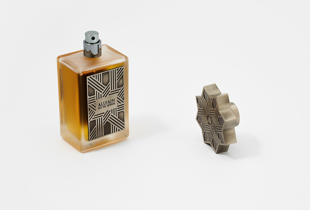 كاجال ماء عطر ألوجين