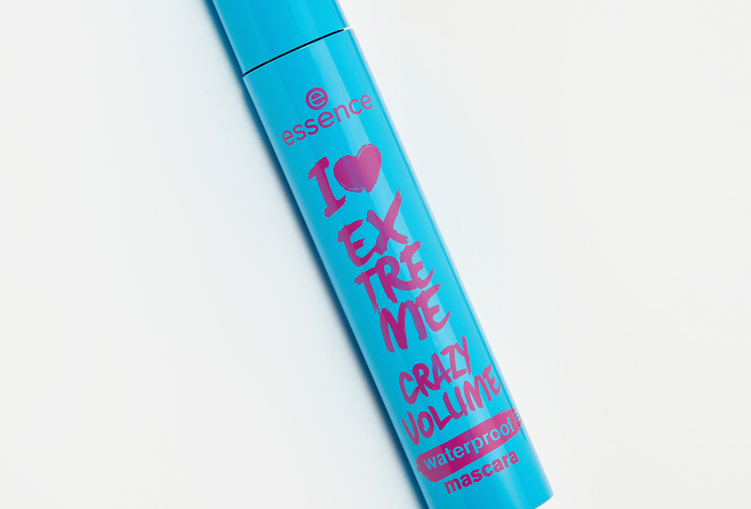 essence Waterproof mascara I LOVE EXTREME CRAZY VOLUME