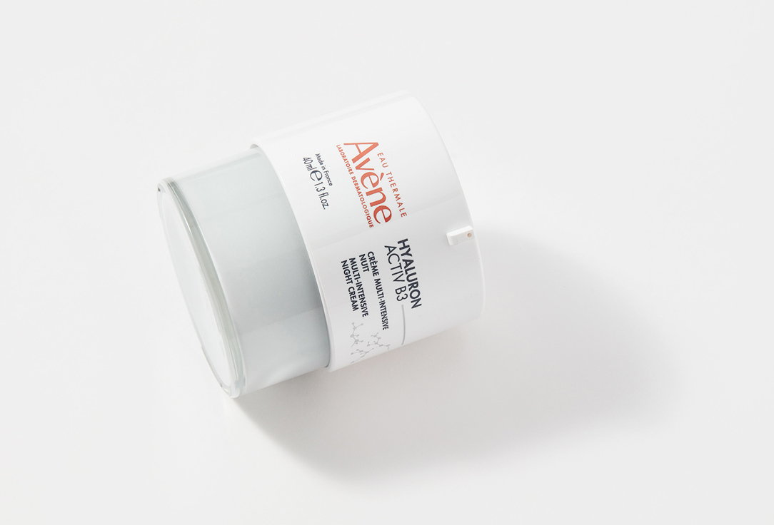 EAU THERMALE AVENE Intensive regenerating night cream HYALURON ACTIV B3 40 ml EAU THERMALE AVENE Intensive regenerating night cream HYALURON ACTIV B3