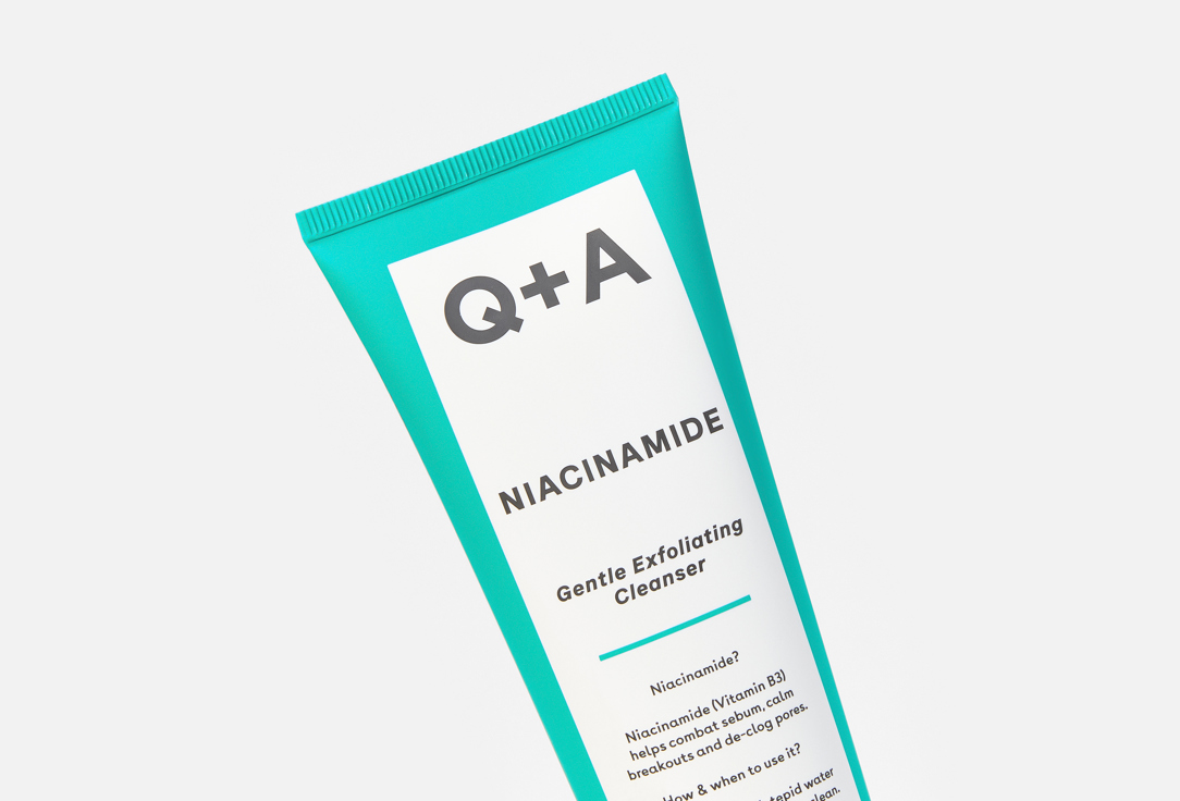 Q+A Gentle exfoliating cleanser Niacinamide
