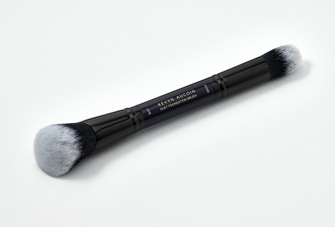 Kevyn Aucoin Foundation Brush Duet 1 pcs Kevyn Aucoin Foundation Brush Duet
