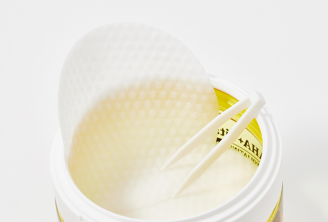 7DAYS Exfoliating & Illuminating Face Pads Aha+Vitamin C 50 pcs 7DAYS Exfoliating & Illuminating Face Pads Aha+Vitamin C
