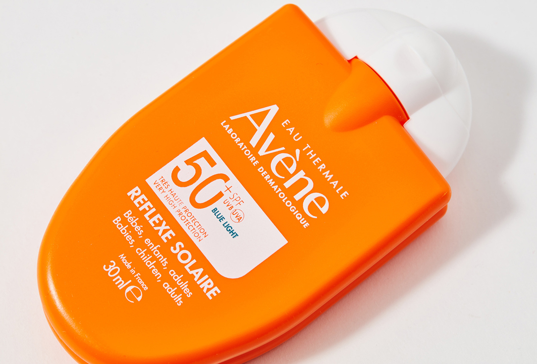 EAU THERMALE AVENE Face & Body Sunscreen SPF50+ Réflexe solaire 30 ml EAU THERMALE AVENE Face & Body Sunscreen SPF50+ Réflexe solaire
